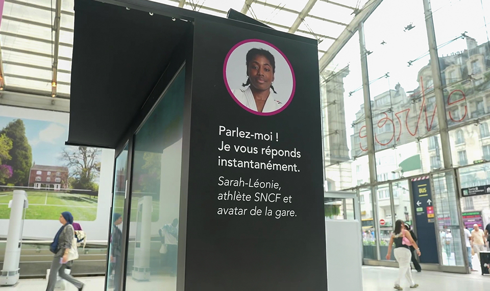 SNCF-avatar-voyageurs-en-gare-du-nord-pendant-jeux-de-paris-2024